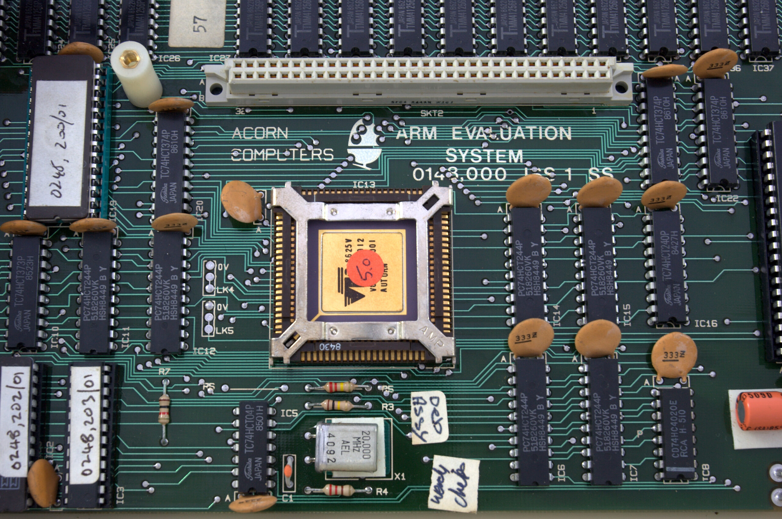 Arm marks 40 years since the development of its first microchip ...