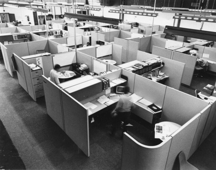 https://www.digitalgalway.com/wp-content/gallery/undated/early-open-plan-offices.jpg