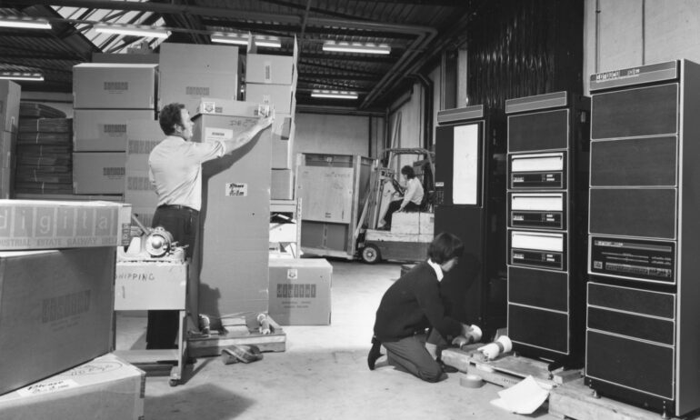 https://www.digitalgalway.com/wp-content/gallery/undated/vincent-mc-gaugh-shipping-1972.jpg